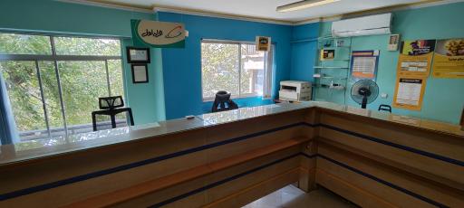 عکس دفتر امور مشترکین همراه اول و ایرانسل