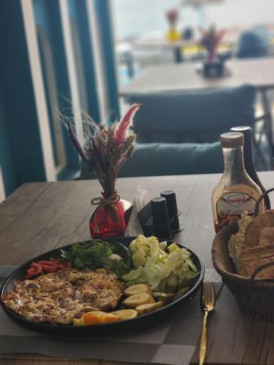 عکس نیل کافه