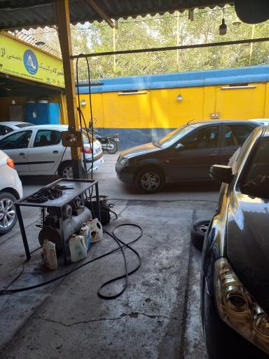 عکس تعمیرگاه و کلینیک تخصصی اژدم گاراژ