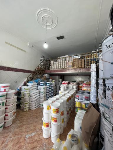 عکس رنگ گستر(پخش رنگ اعلایی)