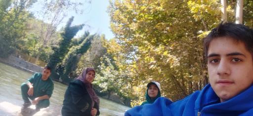 عکس باغ بهادران 