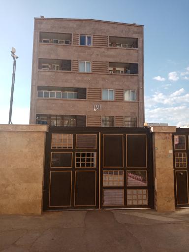 عکس ساختمان النا