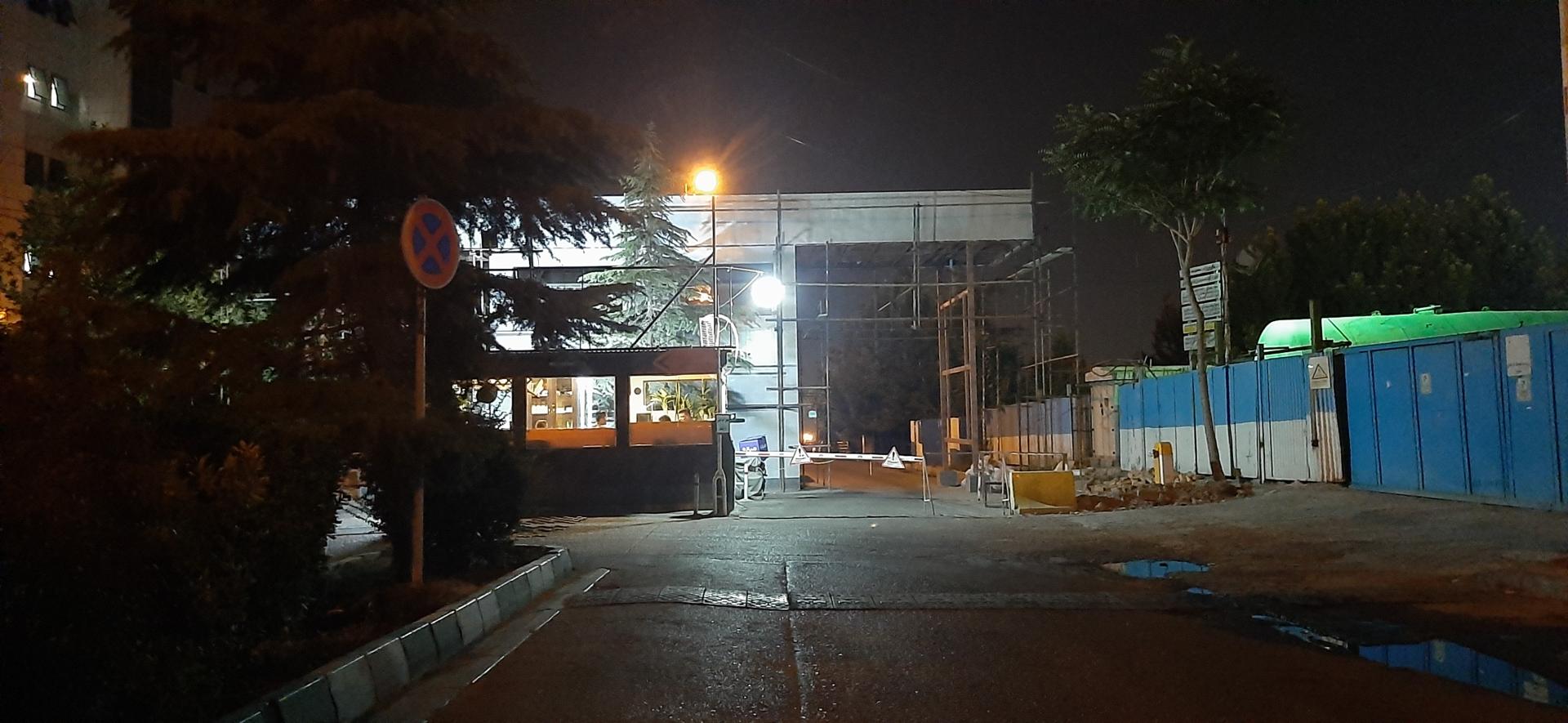 عکس ورودی شمالی پارکینگ آب و آتش