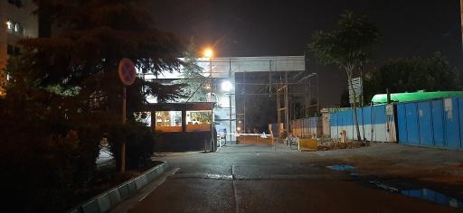 عکس ورودی شمالی پارکینگ آب و آتش