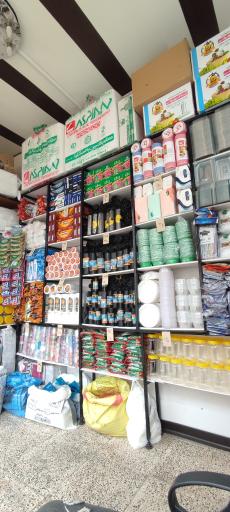 عکس فروشگاه ظروف یکبار مصرف پارسی پلاست