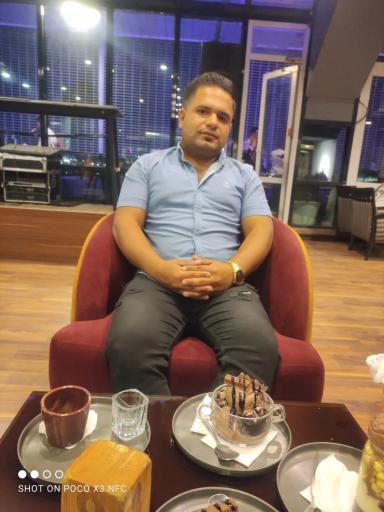 عکس هتل بزرگ چمران