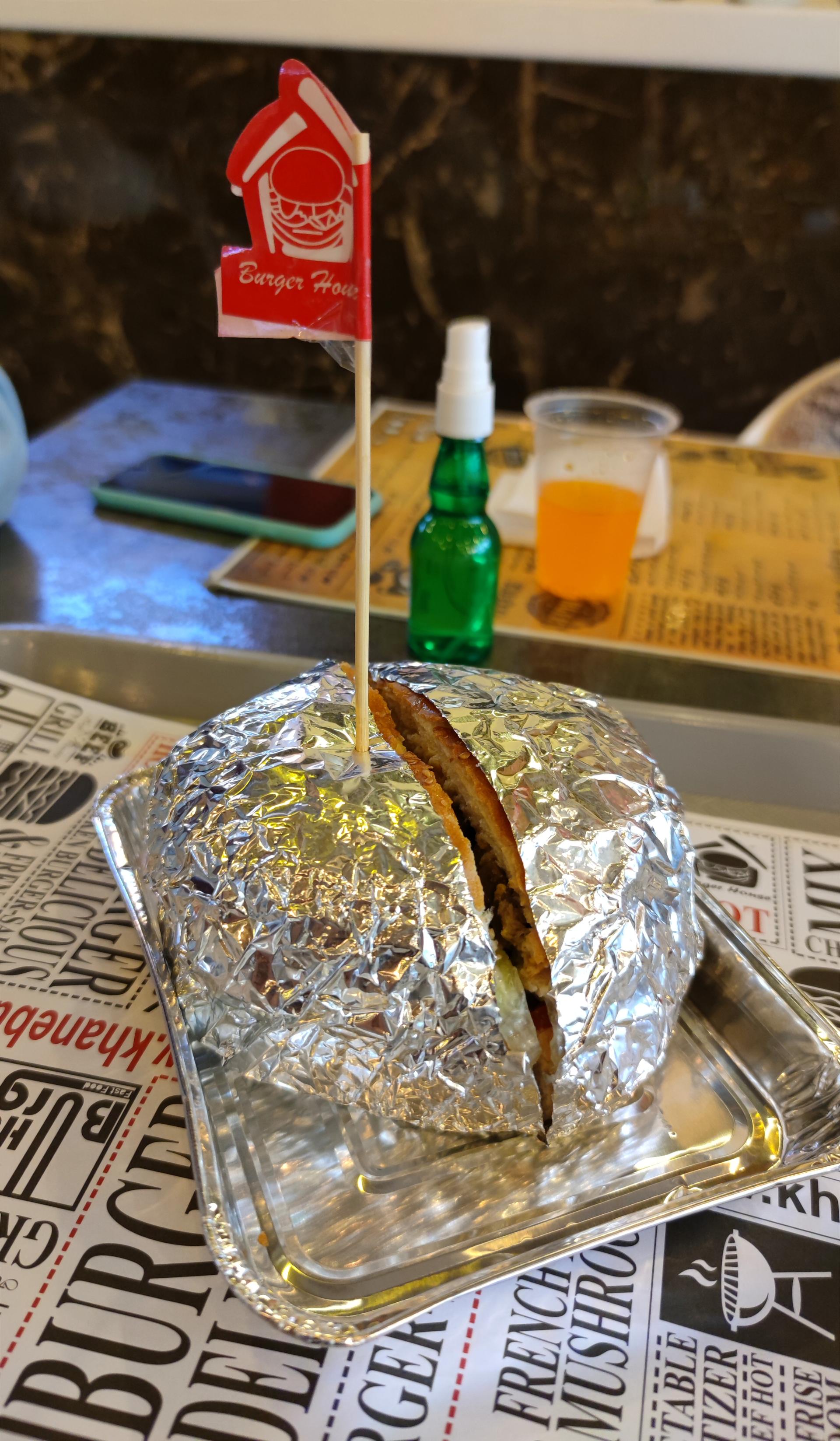 عکس برگر هاوس