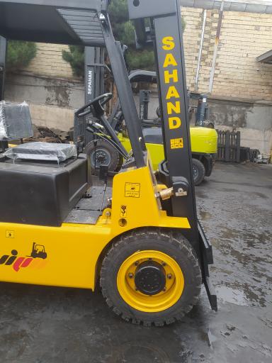 عکس لیفتراک سهند یاران