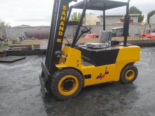 عکس لیفتراک سهند یاران