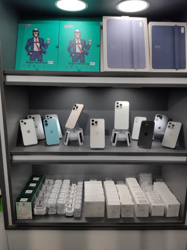 عکس آی استور ارومیه 