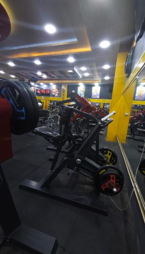 عکس باشگاه بدنسازی آریا