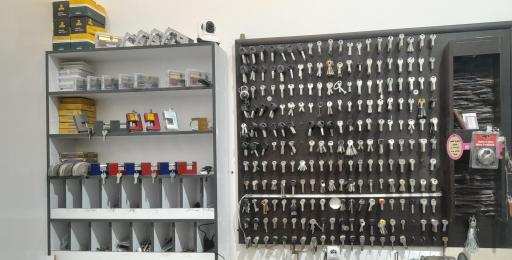 عکس کلید سازی گلبهار