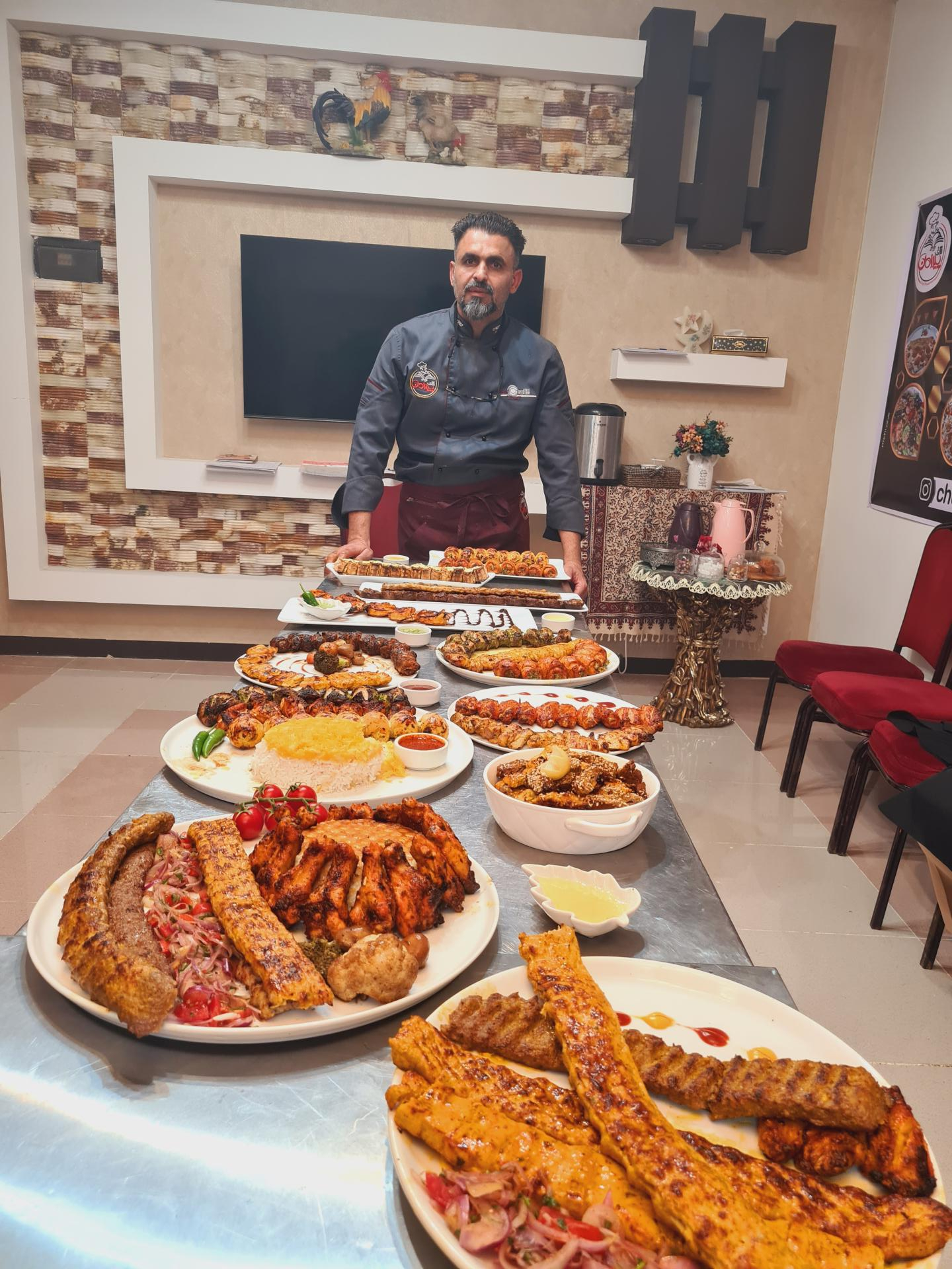 عکس کترینگ پیرزمان