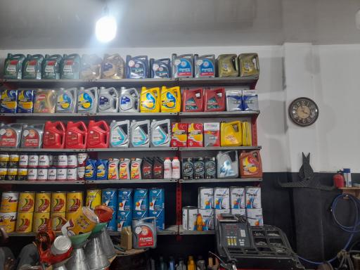 عکس تعویض روغن رضائی