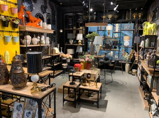 عکس واردات و پخش لوازم دکوری و تزئینی خانه آرا