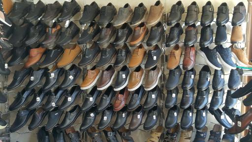 عکس کفش یاسین