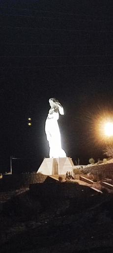 عکس مجسمه یادواره حلبچه 