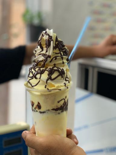 عکس بستنی شیرینی آراد