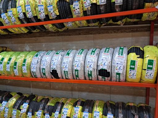 عکس لاستیک فروشی گنجی سالار