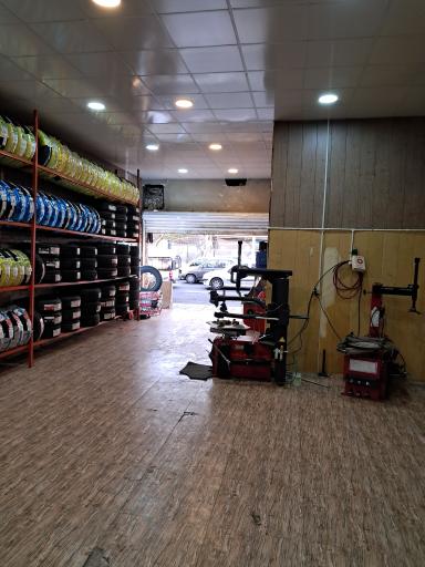 عکس لاستیک فروشی گنجی سالار