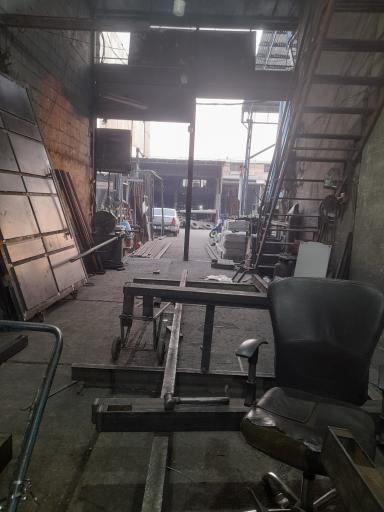 عکس بازار بزرگ آهن تهران (آهن مکان)