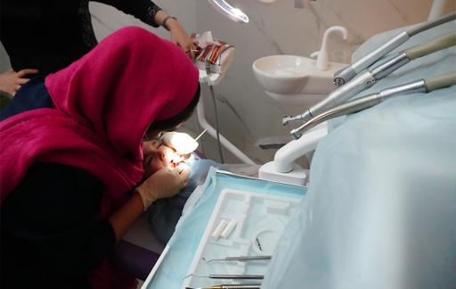 عکس درمانگاه دندانپزشکی شبانه روزی برلیان 