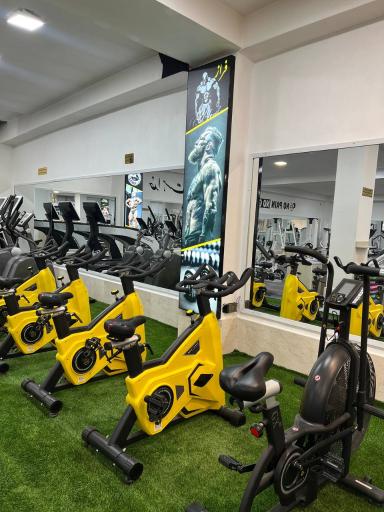 عکس باشگاه آکادمی بدنسازی فراز