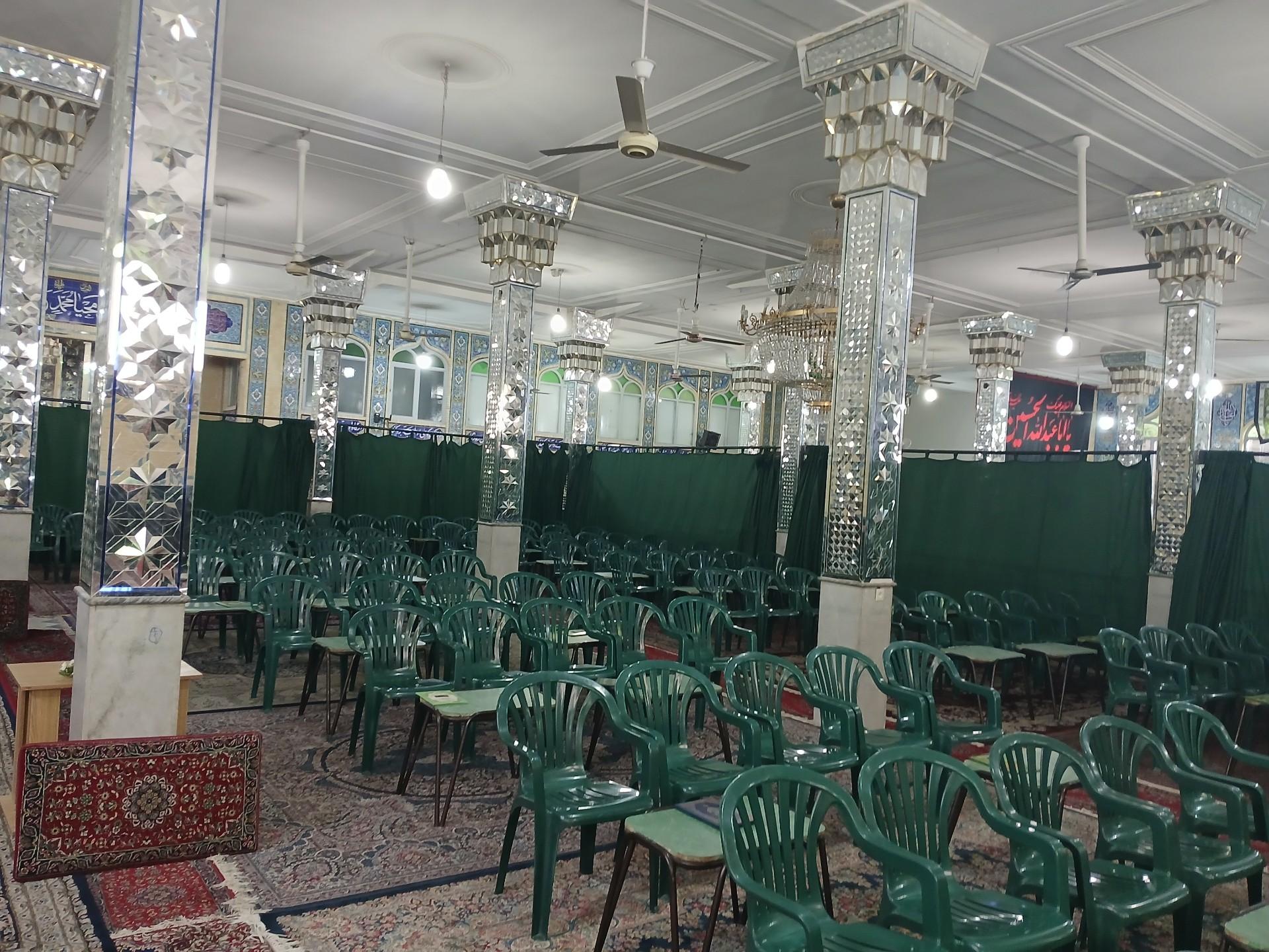 عکس حسینیه و تکیه حضرت ابوالفضل