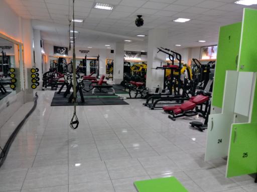 عکس باشگاه بدنسازی حس برتر