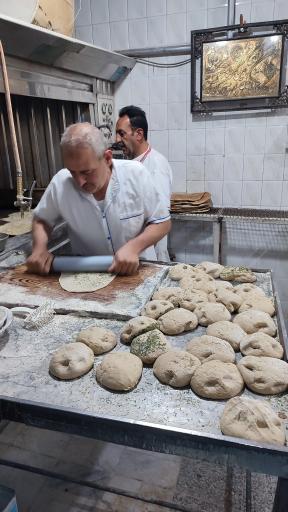 نانوایی سبوسدار گودرزیان