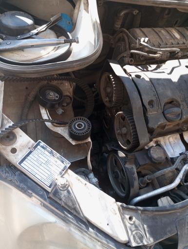 عکس مکانیک برق و انژکتور ایساکو سایپا یدک