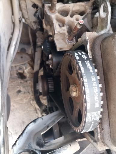 عکس مکانیک برق و انژکتور ایساکو سایپا یدک