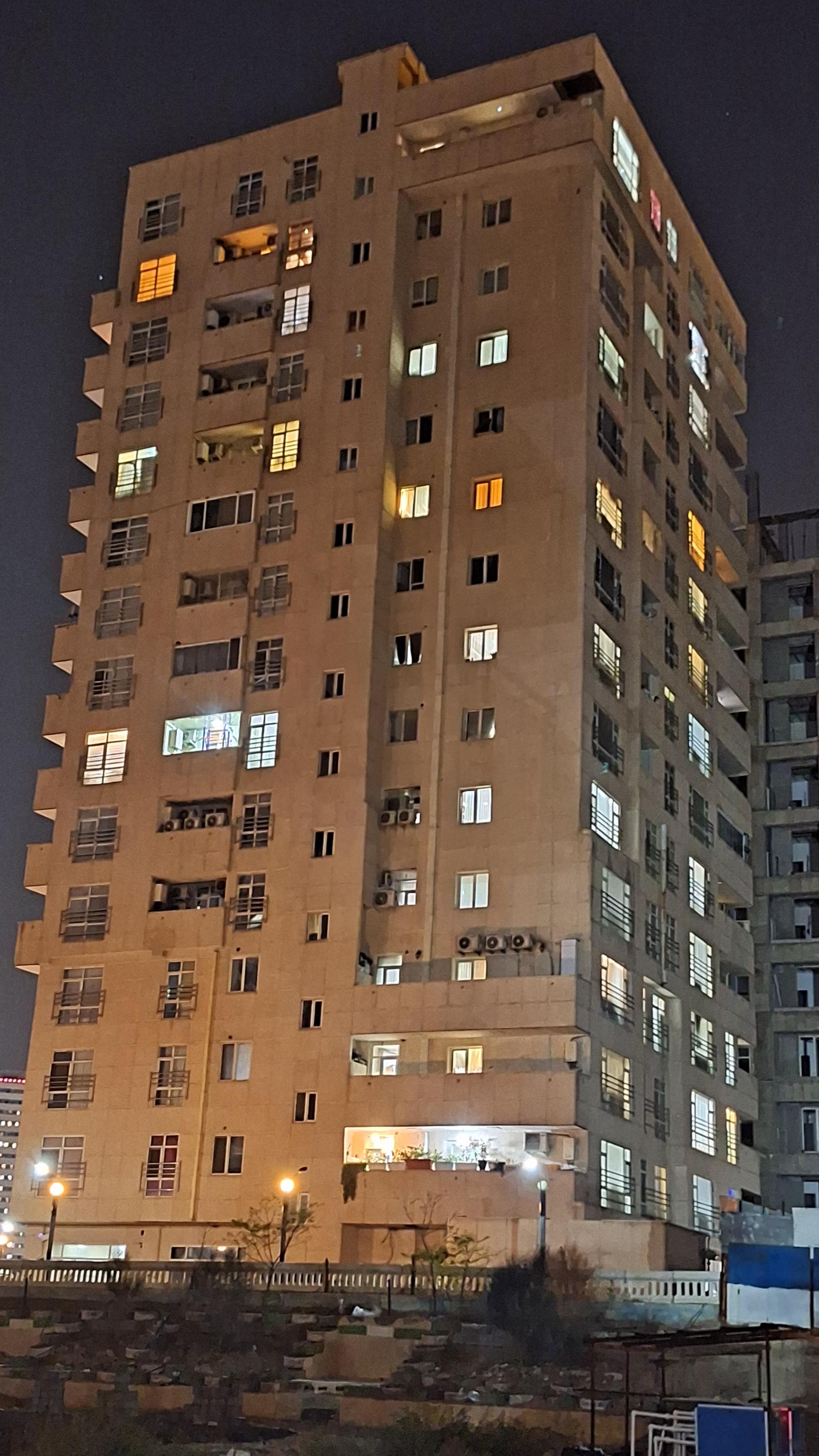 عکس برج نگین ایثار