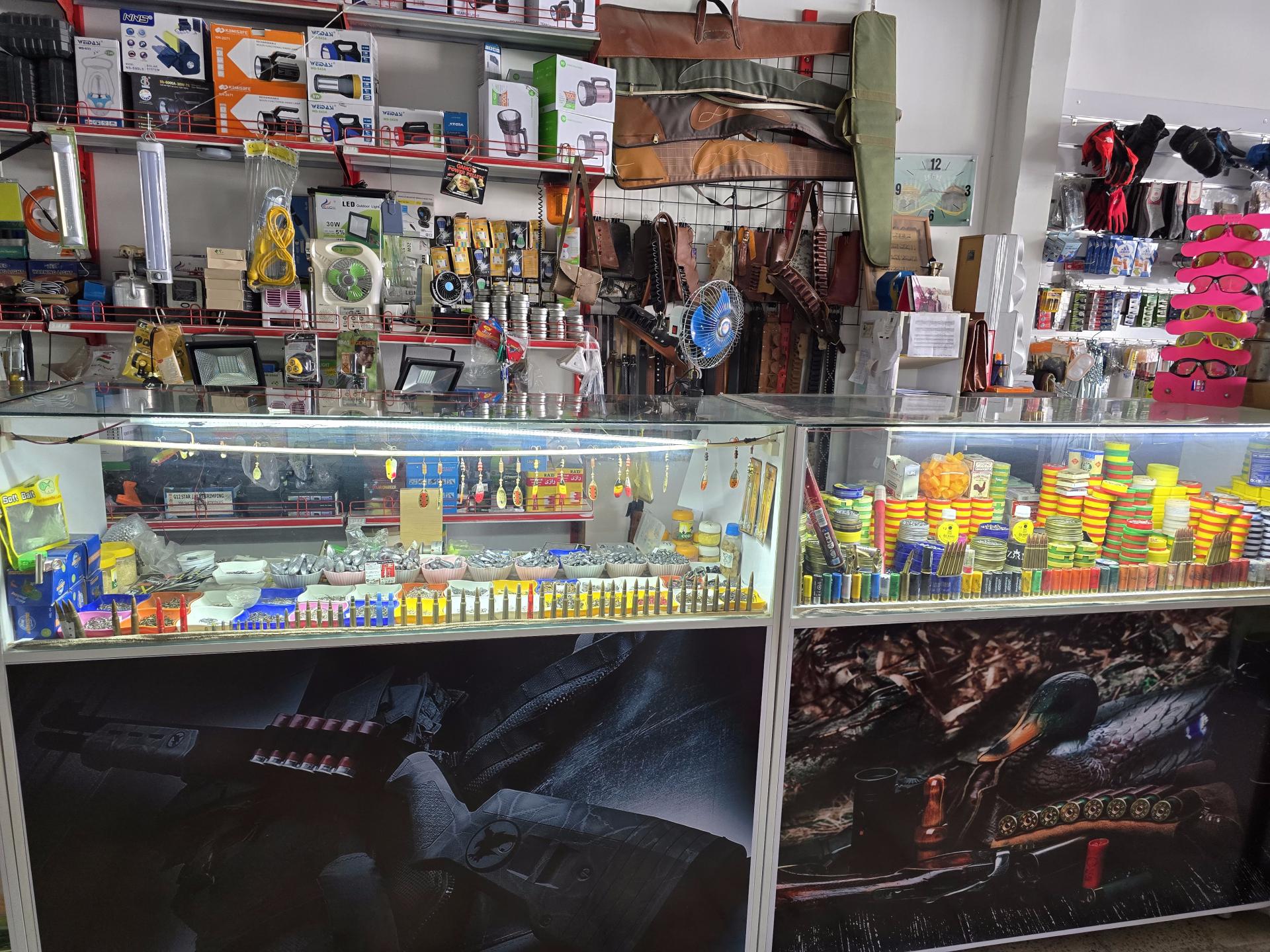 عکس لوازم شکار و ماهیگیری چمران