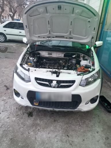 عکس مکانیک برق و انژکتور ایساکو سایپا یدک