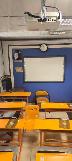 عکس دبیرستان میعادنور