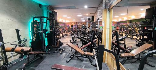 عکس باشگاه بدنسازی محمد نظری 