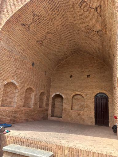 عکس کاروانسرای صفوی (عباسی)