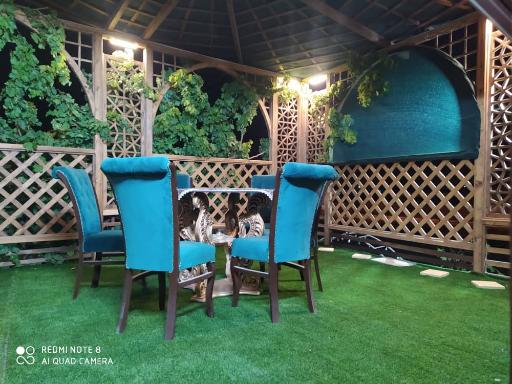 عکس مجموعه باغ رستوران و بومگردی ایلیا