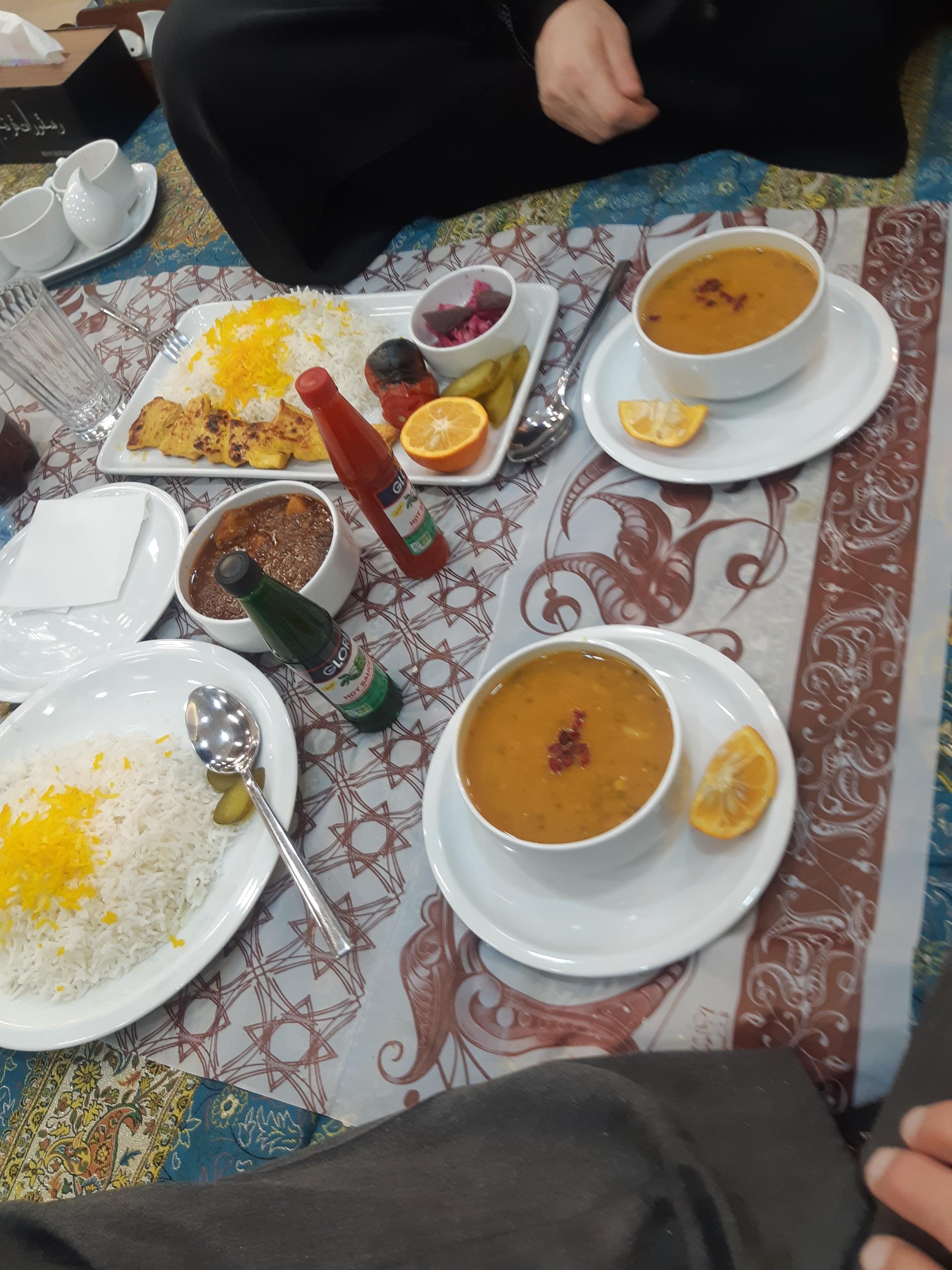 عکس رستوران خیام سرخه