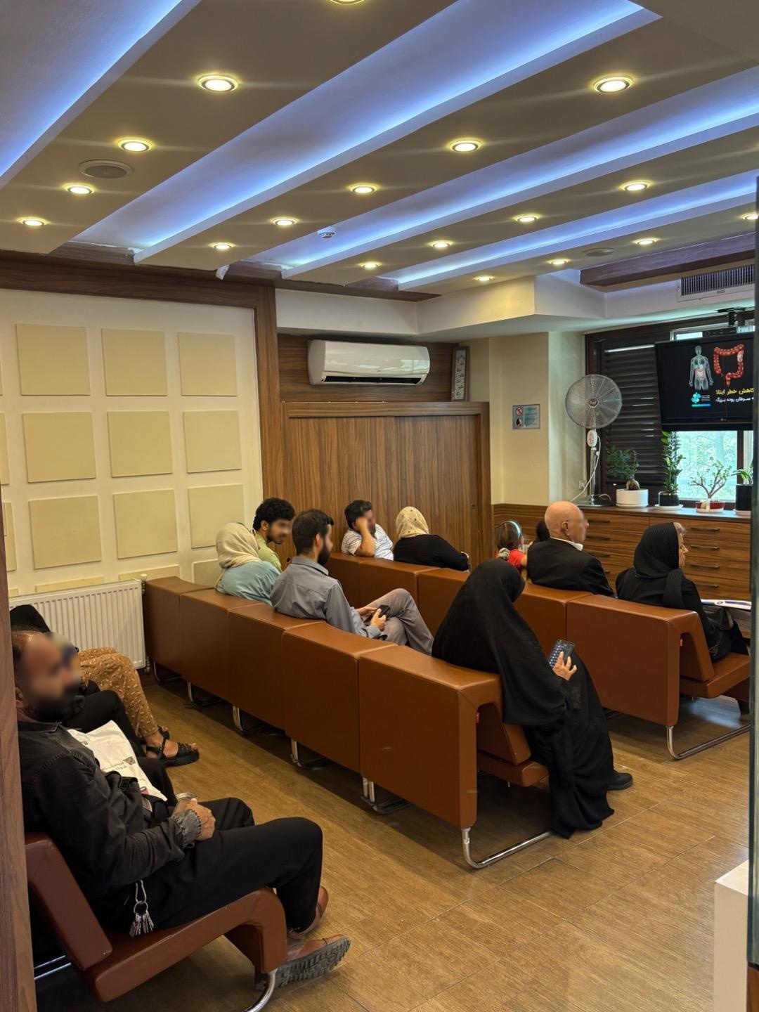 عکس کلینیک فوق تخصصی گوارش نوین فارابی