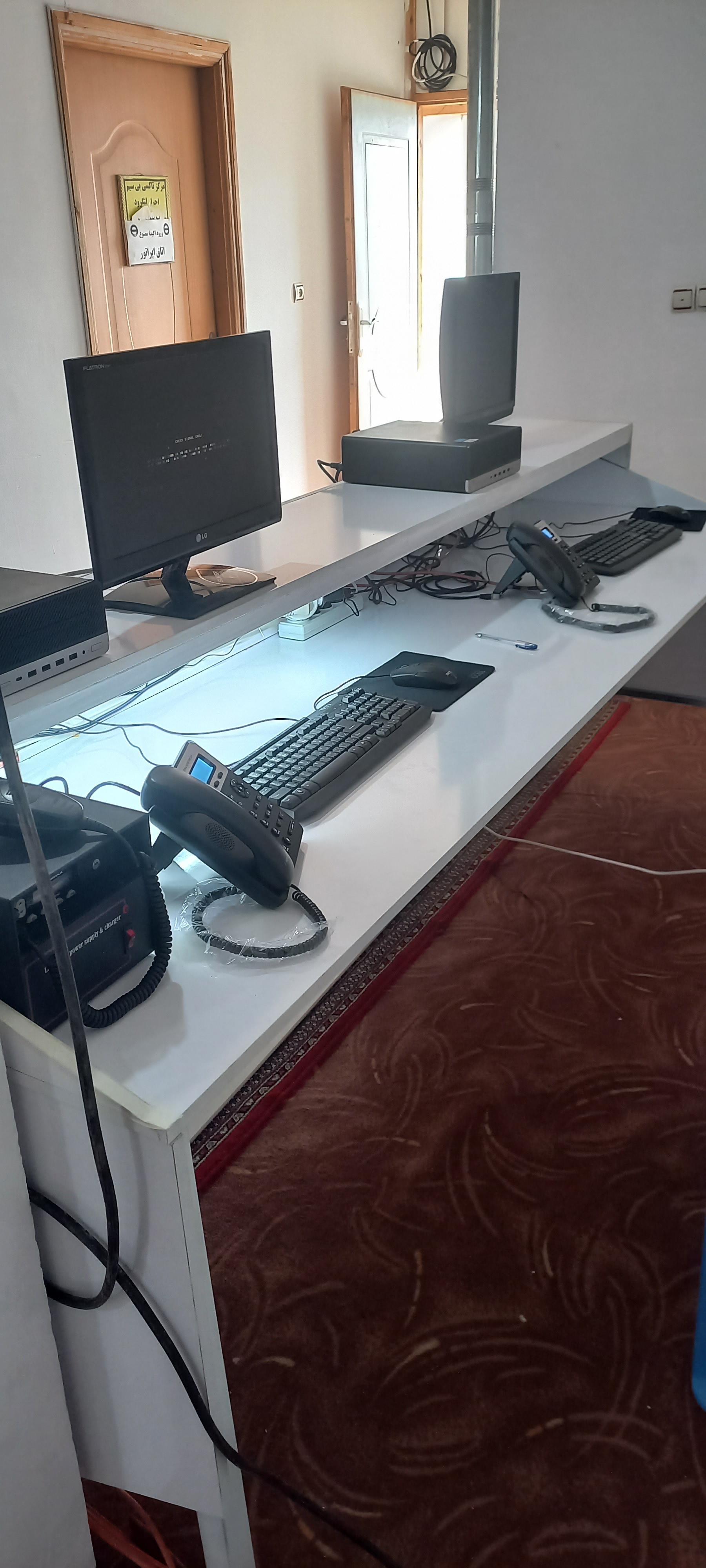 عکس تاکسی بی سیم هوشمند لنگرود