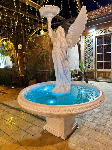 عکس مجموعه باغ رستوران و بومگردی ایلیا