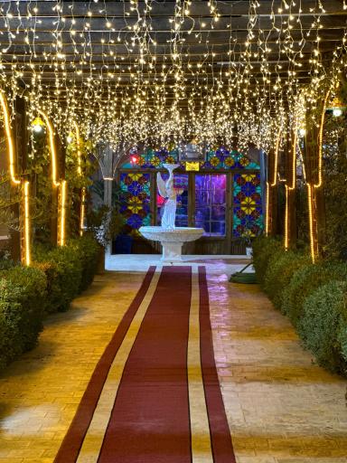 مجموعه باغ رستوران و بومگردی ایلیا