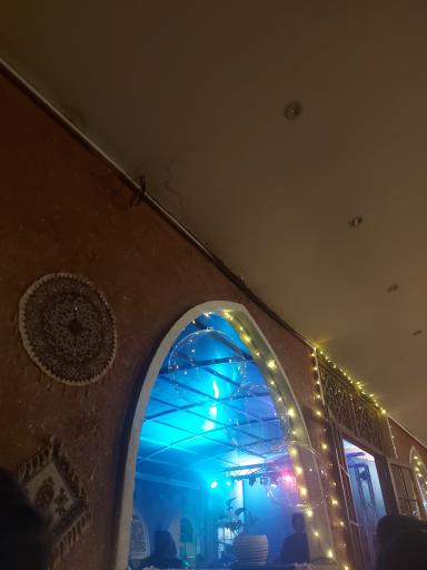 عکس مجموعه باغ رستوران و بومگردی ایلیا