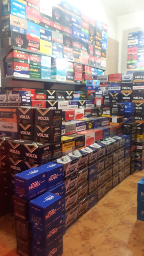 عکس باتری فروشی ژاپن باطری