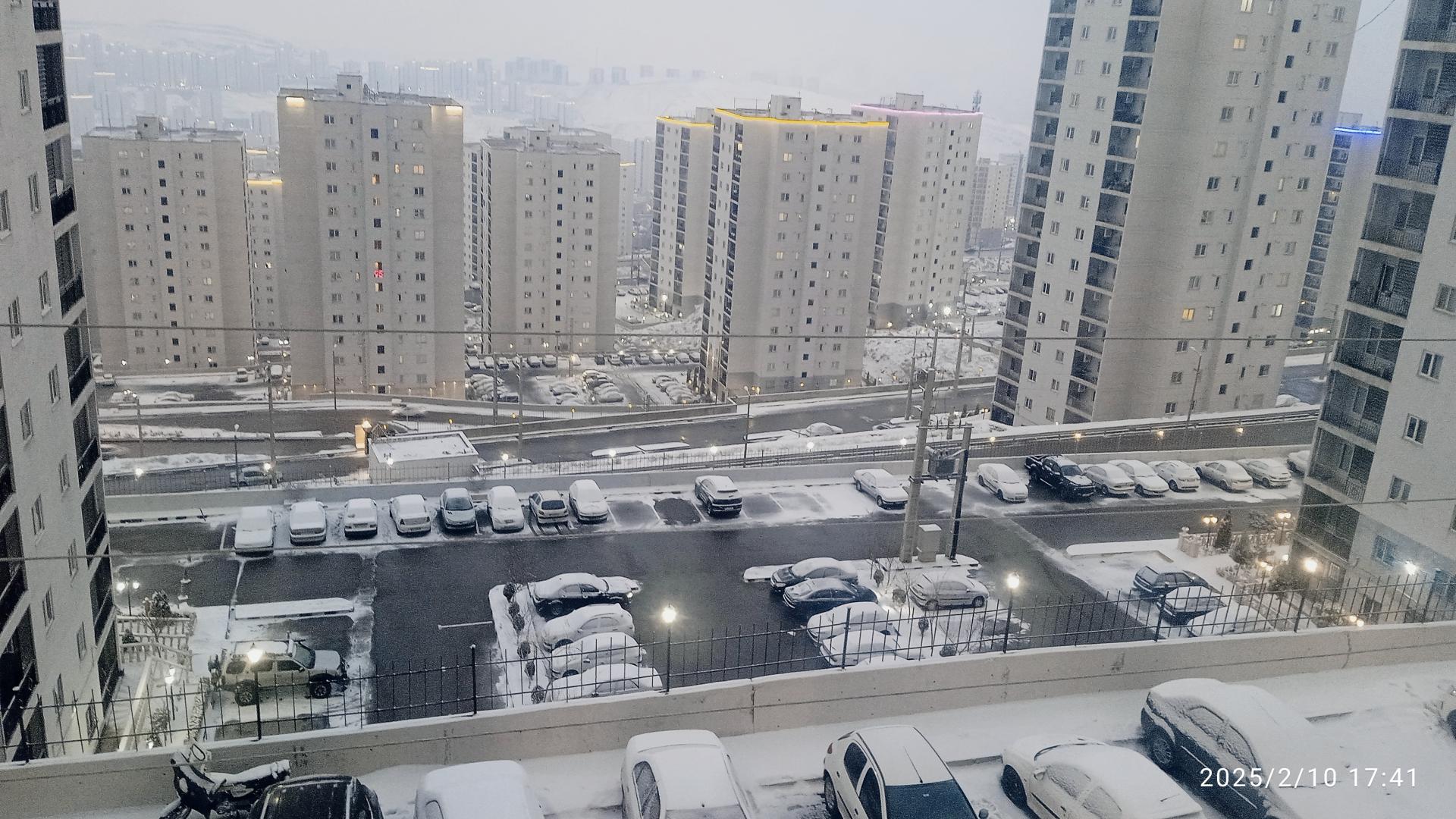 عکس مجتمع نگین کوهستان بلوک ۷۴