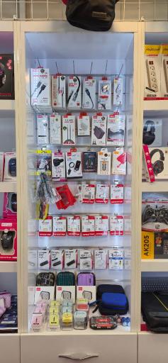 عکس قرمز کامپیوتر