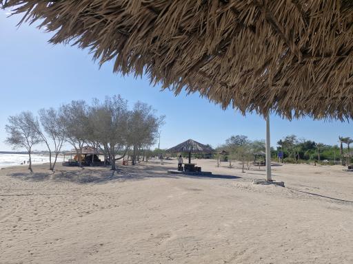 عکس پارک ساحلی طلوع