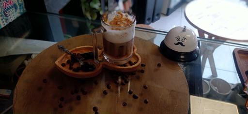 عکس قهوه  کافه اهورا